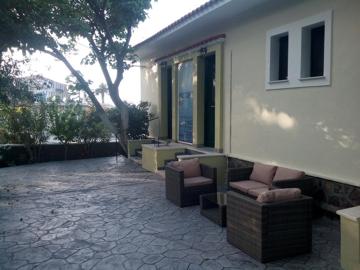 Melina Apartment Loutrópolis Thermís エクステリア 写真